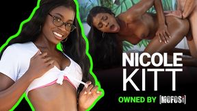 Mofos featuring Charles Dera and Nicole Kitt's handjob dirt