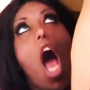 Chocolate tranny with a huge cock wants to fuck tight ass this stud