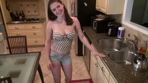 nicole ryder makes a sex tape with her boyfriend at home