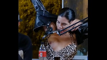 Samantha Batallanos descuido