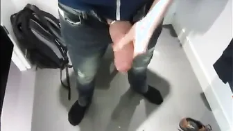 Amateur guy jerking off and cumming in public dressing room
