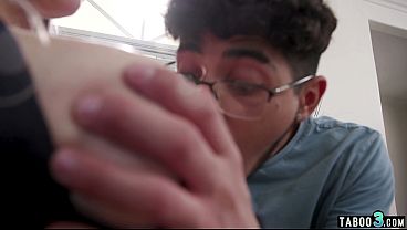 Naughty blonde MILF Kenzie Taylor giving a hot lesson to her son in law