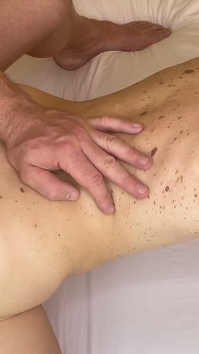 Doggystyle fuck jiggly ass mature MILF   Clip 1