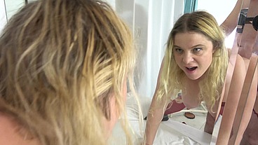 Stepmom does porn to make extra cash
