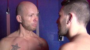 mathieu ferhati baise david branhaal comme une pute dans les douches - fighters - scene 2 - gaysight.com