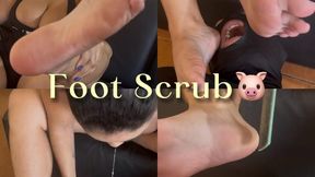 Queen Mellzn Breaks Her Slave: Extreme Foot Domination