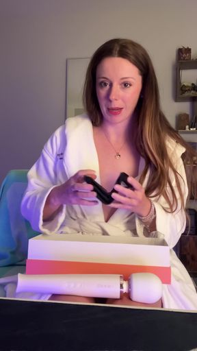 Sex Vlog! Shop with Me for a New Toy Then Watch Me Use It!