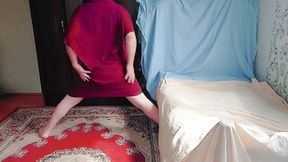 Stunning Sissy Spinning Around in Short Frilly Dress