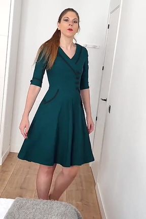 MILF Alice Maze Vintage Lingerie Green Dress CEI Sex Swing