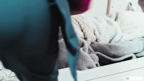 ”MOMMY'S GIRL You're the weirdest fucking Stepmum ever! - Chloe Cherry & Ryan Keely”