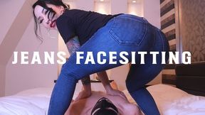 Jeans Facesitting