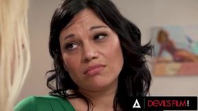 Unforgettable 1-Hour Threesome Compilation You Can't Miss!