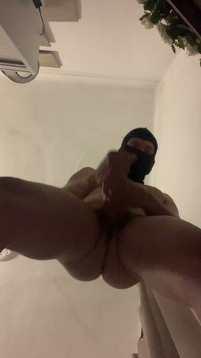 The xxl cock of the twink and showing his ass