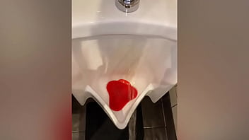 Gay Man Pissing Random