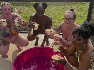 Creamy Custard Playtime: Savanna, Giana, Bleu & Livie Get Bawdy