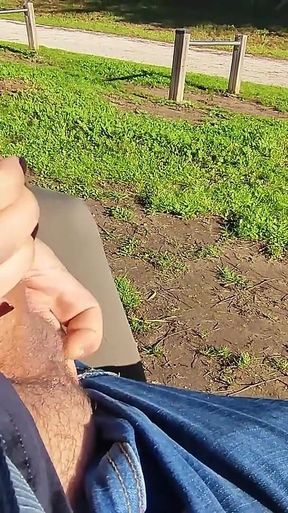 Flashing My Cock in Front a Eveyone in a Public Park and My Stepdaugher Helps Me Cumshot - Real Sex Risky