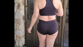 Umas mulheres vieram me ofender no supermercado, dizendo que minha roupa n&atilde_o &eacute_ decente. O que voc&ecirc_s acham, meus amores?