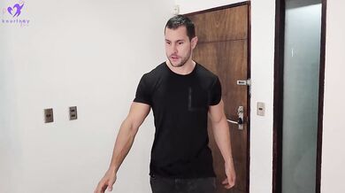 I find my friend's boyfriend on tinder. I invite him to my house to fuck kourtney love