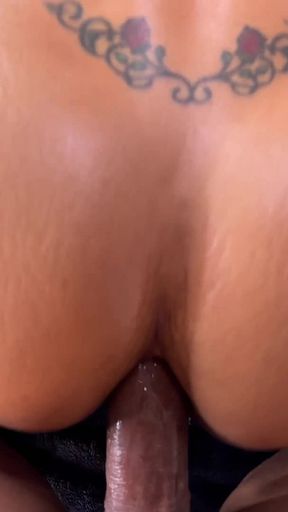Muscle Step-mommy Cheats on Husband & Gets BBC in Asshole