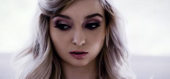 Sexy babe Lexi Lore starts pounding a large cock an