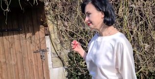 Wanilianna is teasing you in a garden. The spring is everywhere around, flowers are in bloom and her dildo needs to be used