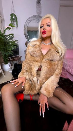 Fur Queen Tease - JOI xx