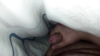 Watch the European amateur Fampton get down and dirty in a steamy solo session
