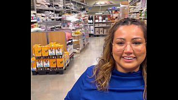 Pet Smart Employee takes on new hire during lunch break.