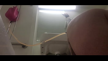 My enema was too hot for my bottom