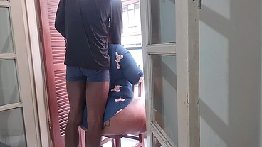 Transamos na sacada do hotel em são Paulo