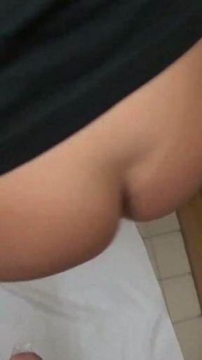 Iranian Persian Sex With Stepsister In Bathroom   Clip 1