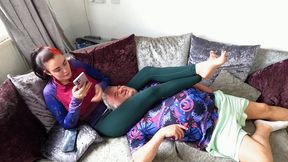 Jennifer Neck Squeeze In Horse Riding Pants (4K)