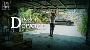 ”Divorced Muscle Hunk Finally Has First Gay Experience”
