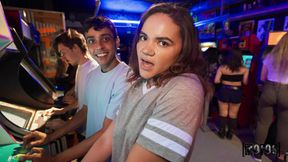 Peter Green's Bold Barcade Adventure with a Passionate Touch