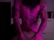 I dress as Ghostface and makes her SCREAM 😈 big booty in fishnets 💦