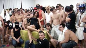 WILD FUCKING AT CZECH GANG BANG