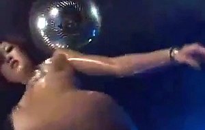 Micro bikini oil dance-nana kitami