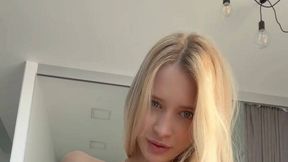 Video sent by @ariadollsnow @Showing Boobs & #Nude #Teen #Blonde #Sexy gratis hot porno | Tik.Porn