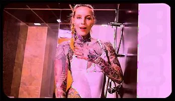 Lisa Rocketcock & Mad Bundy in Intense Gangbang Action Top rated