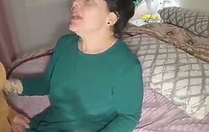 I fuck my stepmom in missionary, she wants an internal cumshot in her big pussy