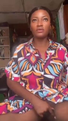 Public Masturbation of a Horny Mama Playing Her Fat Pussy in Her Shop for Her Lover