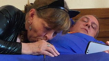 Granny Carmen&#039_s Superman fucks Catwoman