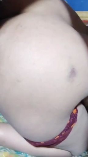 Dehati bhabhi ki mari lacha ke gand   Clip 1