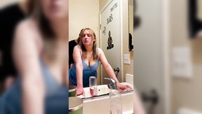 Latin dude fucks his white hoe in a restaurant's restroom