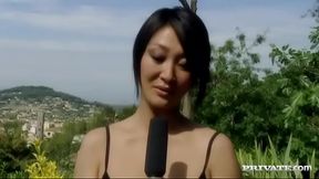 A Man Finger Bangs a Seductive Poppy Morgan in Her Backyard