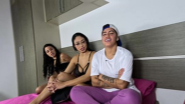 Com duas novatas na cama entrou a terceira e o camera aí virou orgia - Bibi Mendes - Cristal Ortega
