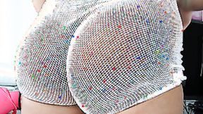 ”Massive booty titty Summer Brielle”