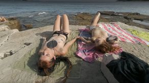 Risky Public Nudity Hot Girls On Vacation Spray Painting Graffiti Brille & Cherri Also Topless Beach