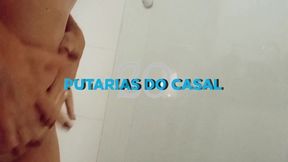 coroa se depilando no banheiro enquanto corno do marido saiu para trabalhar.