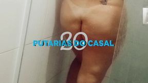 coroa se depilando no banheiro enquanto corno do marido saiu para trabalhar.